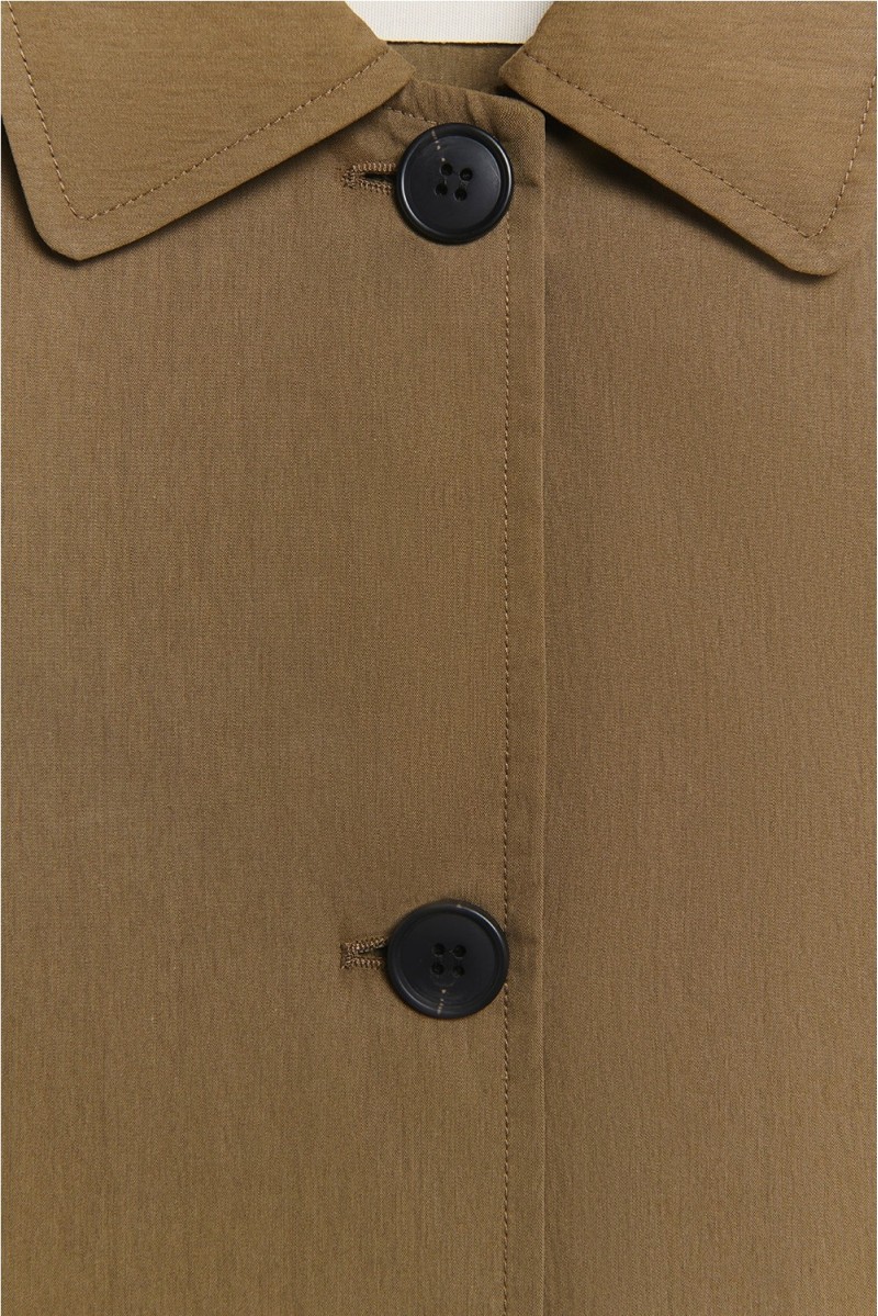 Trench William EseOese