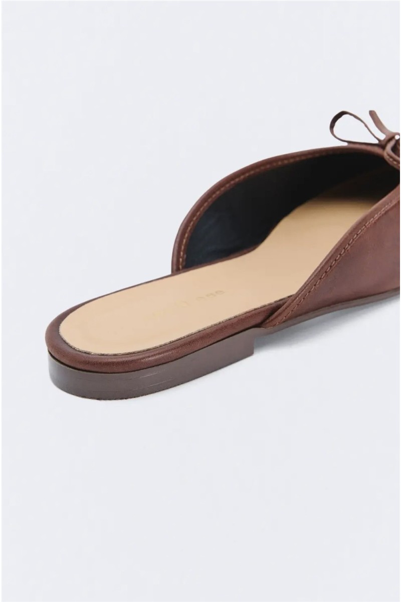 Bailarina Anne EseOese