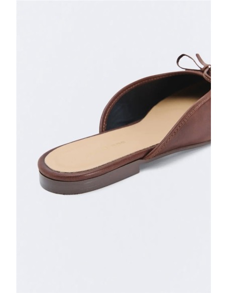 Bailarina Anne EseOese