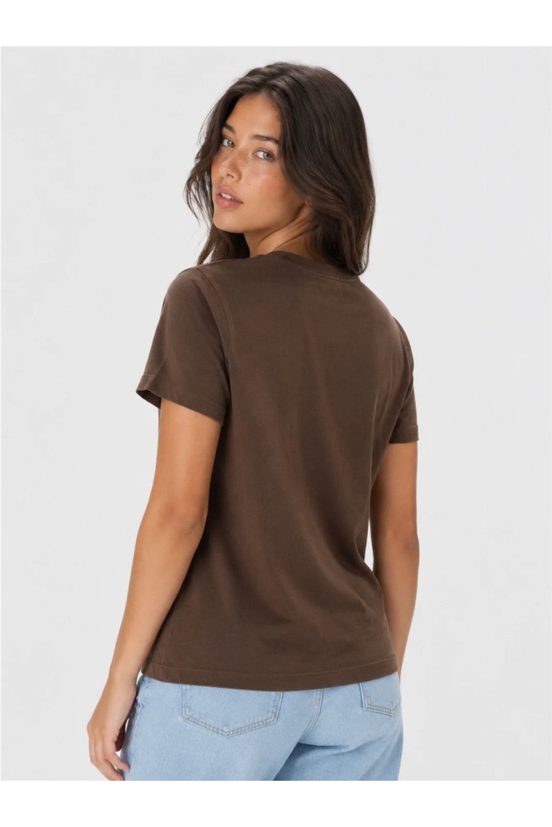 Camiseta Basic Marrón 2