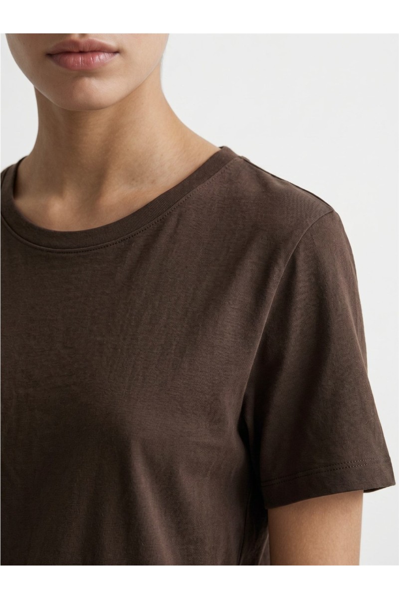 Camiseta Basic Marrón